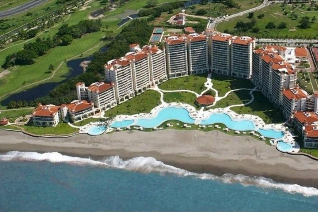 Paradise Apartment, Private Beach Condo Bay View Grand プエルトバラータ エクステリア 写真